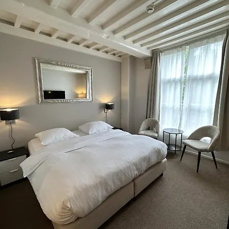 Grand Canal Hotel