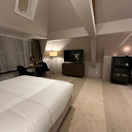 Hotel Grand Canal 3*