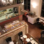 Grand Canal Boutique