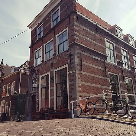 Grand Canal Boutique Delft